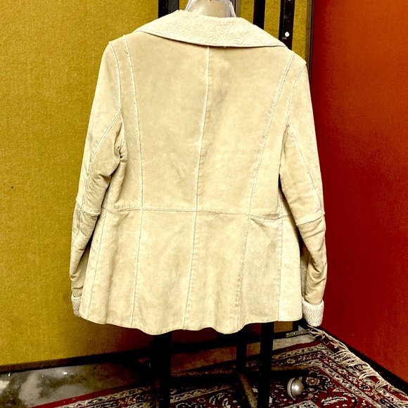 GENUINE LEATHER Coat - Picture 5 of 5